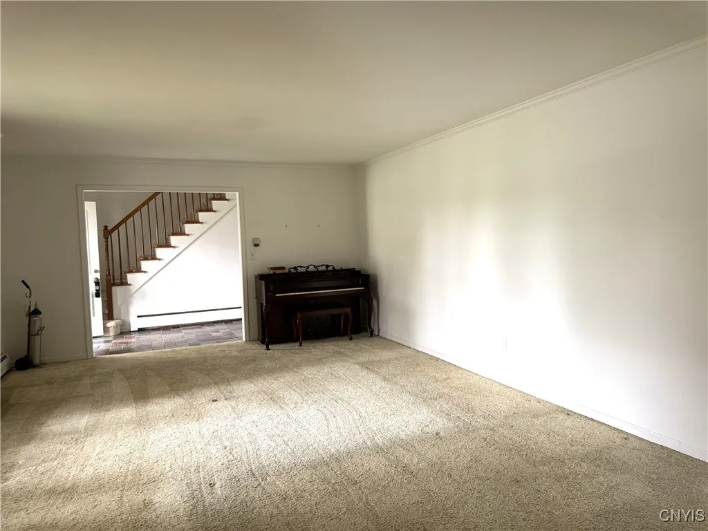 6 Hubbardton Road, New Hartford, New York 13413, New Hartford, New York 13413, 5 Bedrooms Bedrooms, 8 Rooms Rooms,3 BathroomsBathrooms,Residential,For Sale,6 Hubbardton Road, New Hartford, New York 13413,S1633391