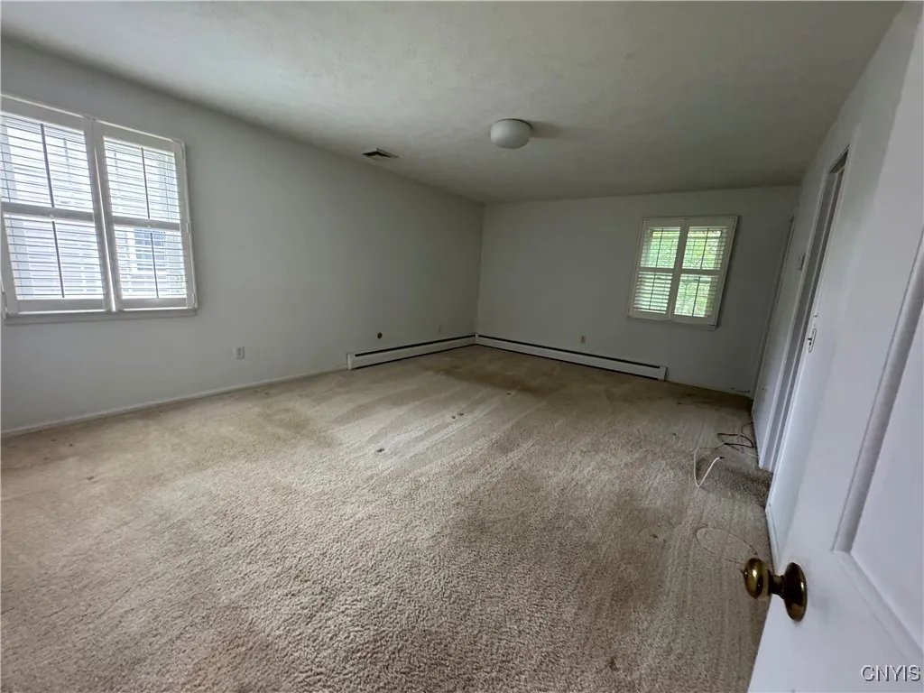 6 Hubbardton Road, New Hartford, New York 13413, New Hartford, New York 13413, 5 Bedrooms Bedrooms, 8 Rooms Rooms,3 BathroomsBathrooms,Residential,For Sale,6 Hubbardton Road, New Hartford, New York 13413,S1633391