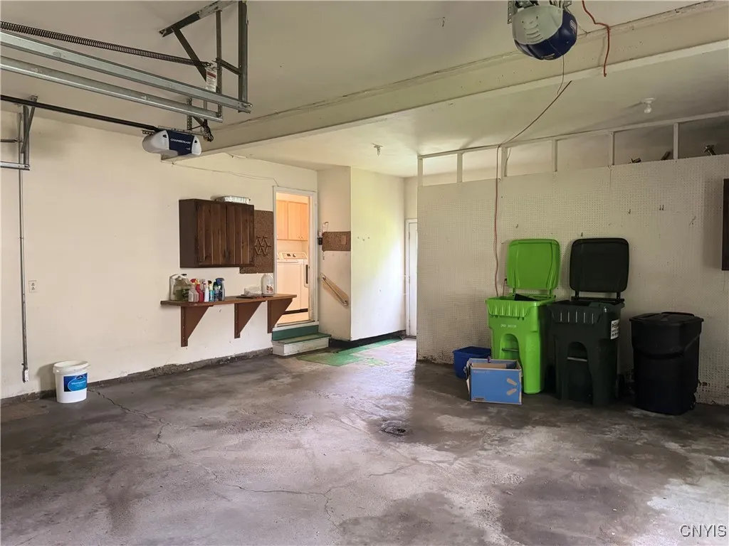 6 Hubbardton Road, New Hartford, New York 13413, New Hartford, New York 13413, 5 Bedrooms Bedrooms, 8 Rooms Rooms,3 BathroomsBathrooms,Residential,For Sale,6 Hubbardton Road, New Hartford, New York 13413,S1633391