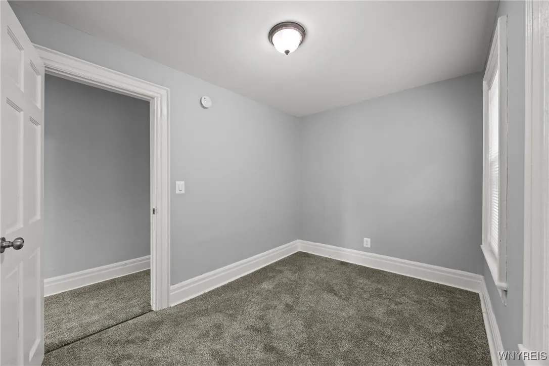 111 Gorton Street, Buffalo, New York 14207, Buffalo, New York 14207, 4 Bedrooms Bedrooms, 10 Rooms Rooms,1 BathroomBathrooms,Residential,For Sale,111 Gorton Street, Buffalo, New York 14207,0,B1631629