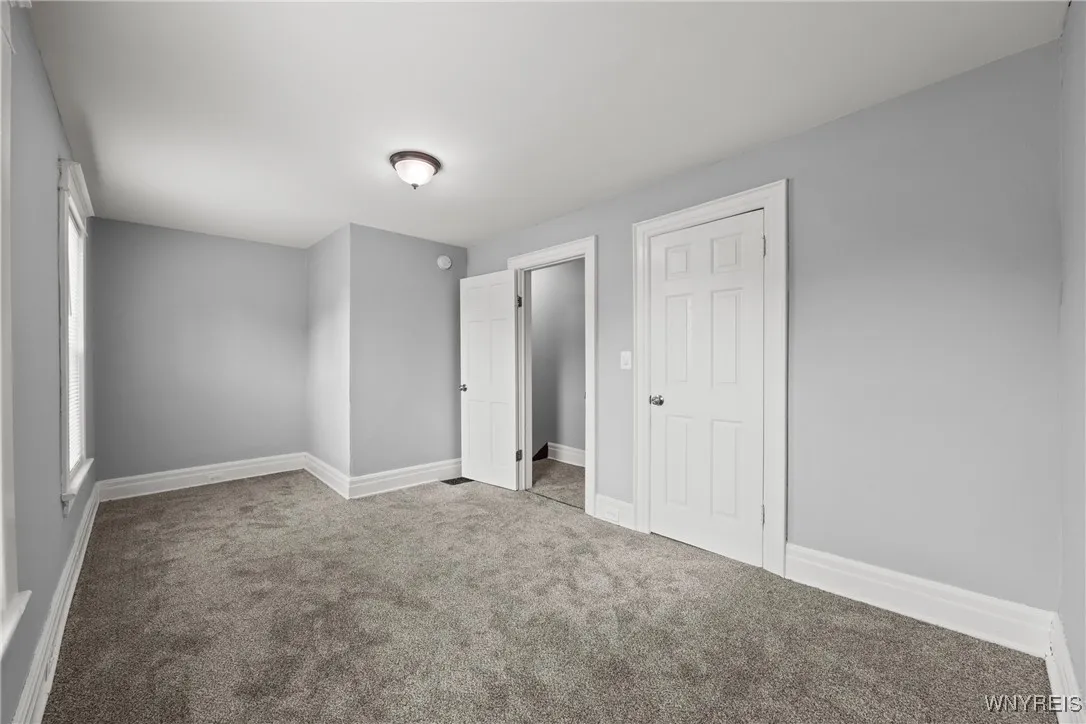 111 Gorton Street, Buffalo, New York 14207, Buffalo, New York 14207, 4 Bedrooms Bedrooms, 10 Rooms Rooms,1 BathroomBathrooms,Residential,For Sale,111 Gorton Street, Buffalo, New York 14207,0,B1631629