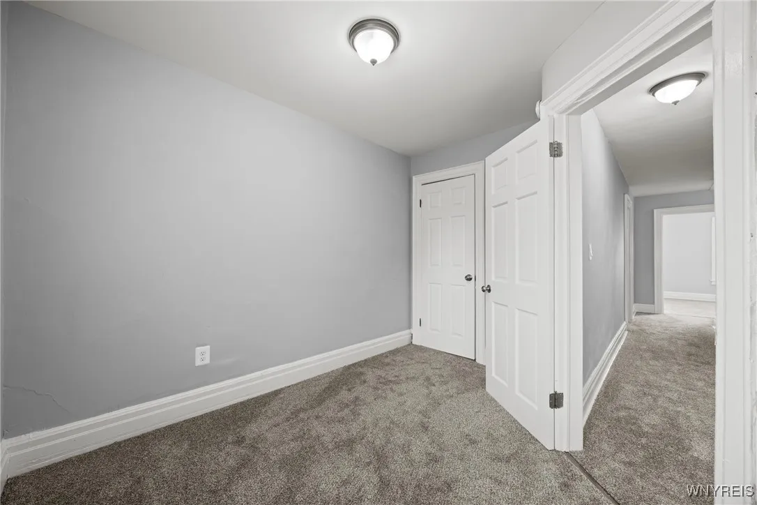 111 Gorton Street, Buffalo, New York 14207, Buffalo, New York 14207, 4 Bedrooms Bedrooms, 10 Rooms Rooms,1 BathroomBathrooms,Residential,For Sale,111 Gorton Street, Buffalo, New York 14207,0,B1631629