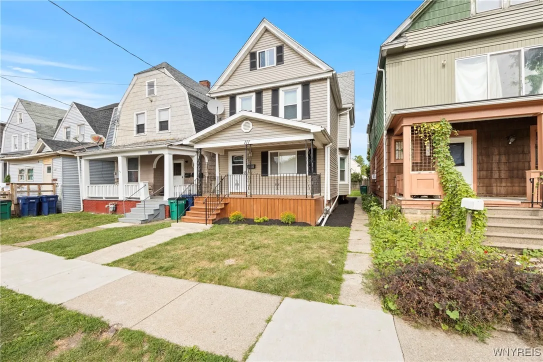 111 Gorton Street, Buffalo, New York 14207, Buffalo, New York 14207, 4 Bedrooms Bedrooms, 10 Rooms Rooms,1 BathroomBathrooms,Residential,For Sale,111 Gorton Street, Buffalo, New York 14207,0,B1631629