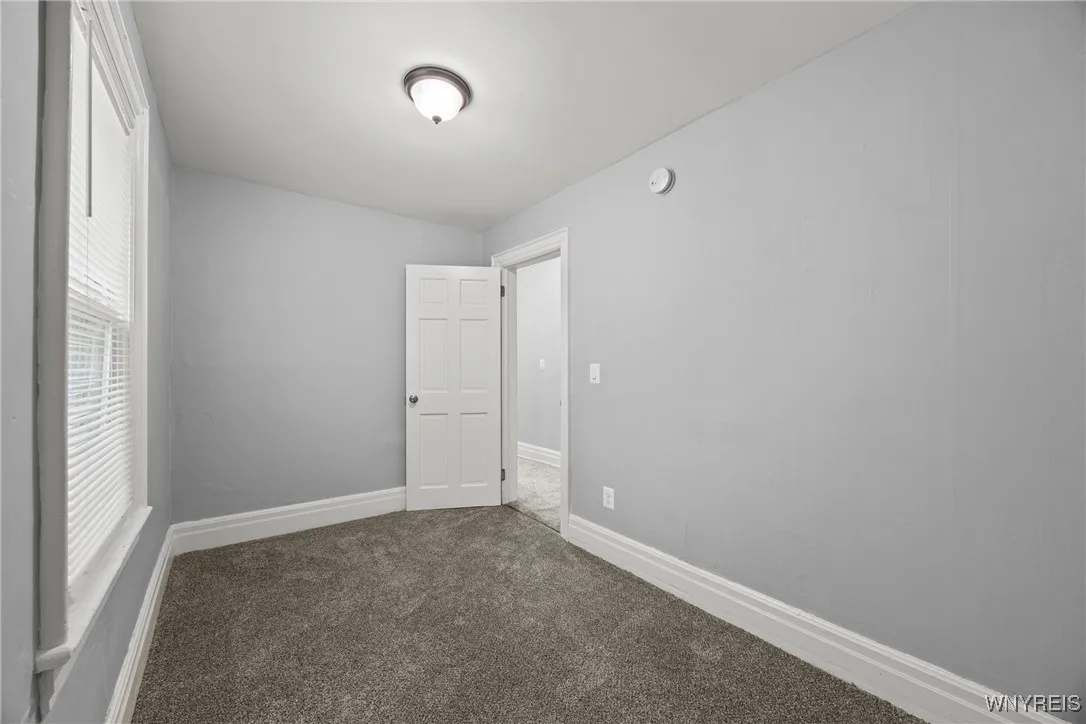 111 Gorton Street, Buffalo, New York 14207, Buffalo, New York 14207, 4 Bedrooms Bedrooms, 10 Rooms Rooms,1 BathroomBathrooms,Residential,For Sale,111 Gorton Street, Buffalo, New York 14207,0,B1631629