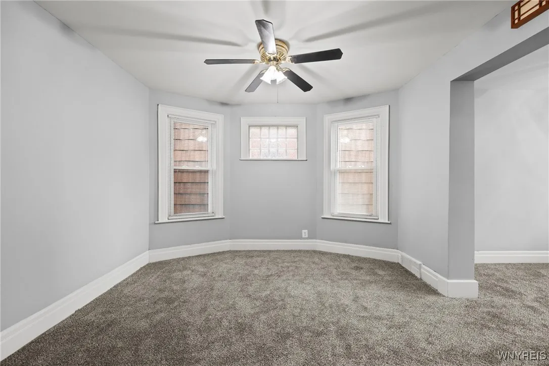 111 Gorton Street, Buffalo, New York 14207, Buffalo, New York 14207, 4 Bedrooms Bedrooms, 10 Rooms Rooms,1 BathroomBathrooms,Residential,For Sale,111 Gorton Street, Buffalo, New York 14207,0,B1631629