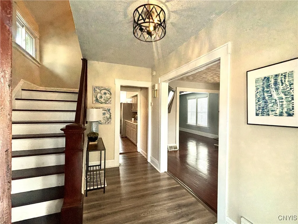 103 Riverside Drive, Utica, New York 13502, Utica, New York 13502, 3 Bedrooms Bedrooms, 10 Rooms Rooms,1 BathroomBathrooms,Residential,Closed,103 Riverside Drive, Utica, New York 13502,0,S1633258