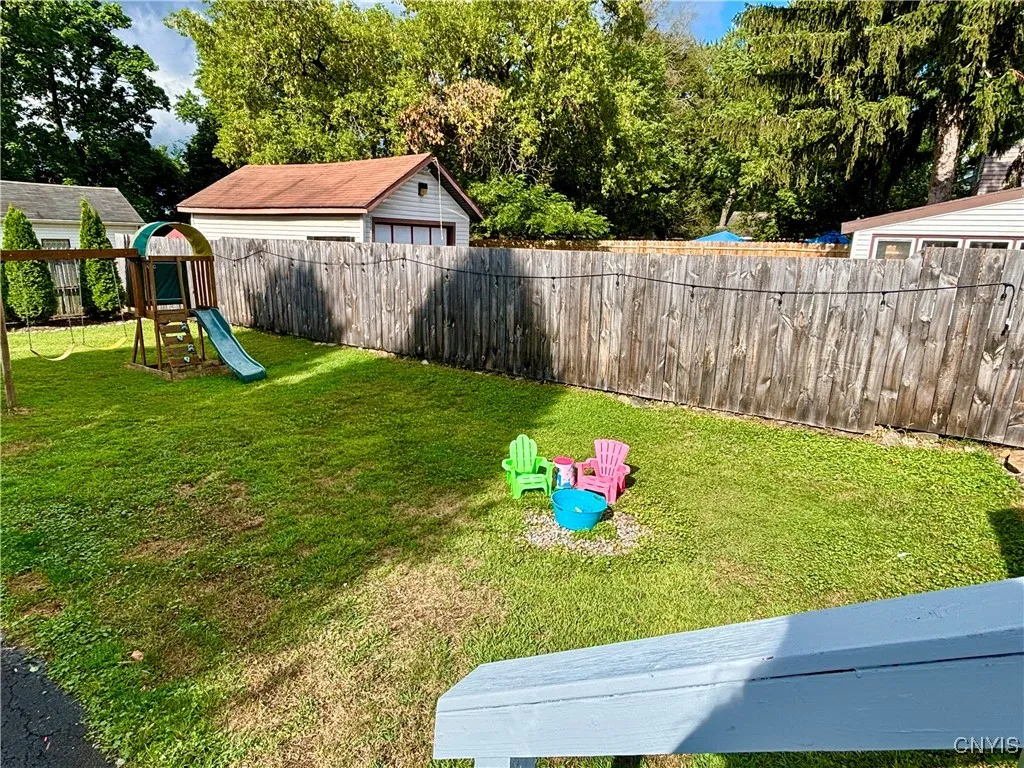 103 Riverside Drive, Utica, New York 13502, Utica, New York 13502, 3 Bedrooms Bedrooms, 10 Rooms Rooms,1 BathroomBathrooms,Residential,Closed,103 Riverside Drive, Utica, New York 13502,0,S1633258