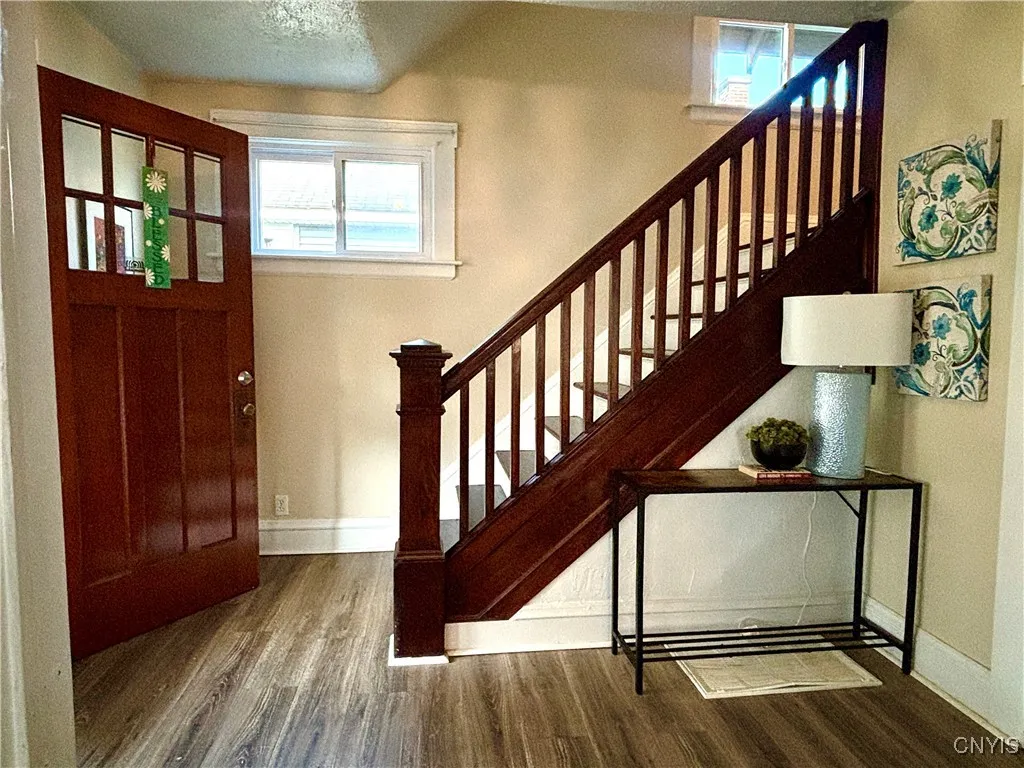 103 Riverside Drive, Utica, New York 13502, Utica, New York 13502, 3 Bedrooms Bedrooms, 10 Rooms Rooms,1 BathroomBathrooms,Residential,Closed,103 Riverside Drive, Utica, New York 13502,0,S1633258