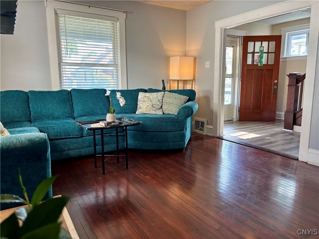 103 Riverside Drive, Utica, New York 13502, Utica, New York 13502, 3 Bedrooms Bedrooms, 10 Rooms Rooms,1 BathroomBathrooms,Residential,Closed,103 Riverside Drive, Utica, New York 13502,0,S1633258