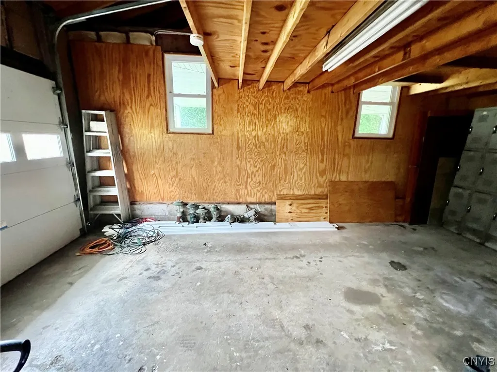 21 Brookside Avenue, Minetto, New York 13115, Minetto, New York 13115, 3 Bedrooms Bedrooms, 8 Rooms Rooms,1 BathroomBathrooms,Residential,For Sale,21 Brookside Avenue, Minetto, New York 13115,S1633410