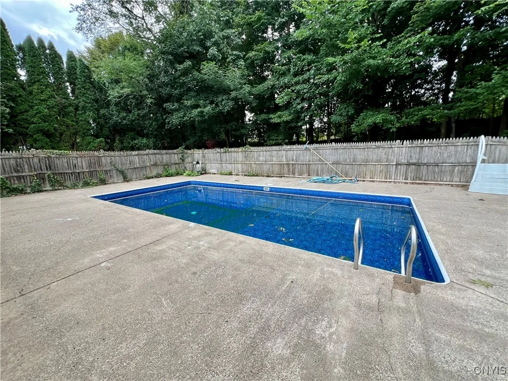 21 Brookside Avenue, Minetto, New York 13115, Minetto, New York 13115, 3 Bedrooms Bedrooms, 8 Rooms Rooms,1 BathroomBathrooms,Residential,For Sale,21 Brookside Avenue, Minetto, New York 13115,S1633410