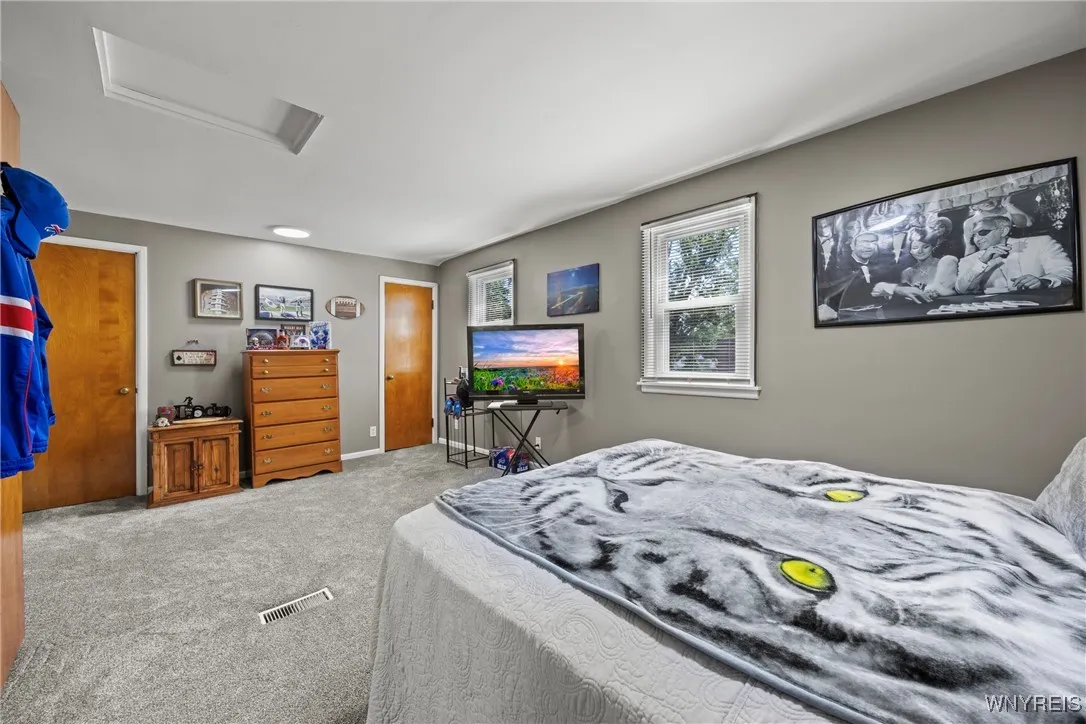 166 Boncroft Drive, West Seneca, New York 14224, West Seneca, New York 14224, 3 Bedrooms Bedrooms, ,2 BathroomsBathrooms,Residential,For Sale,166 Boncroft Drive, West Seneca, New York 14224,B1633389
