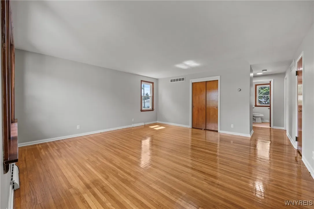 166 Boncroft Drive, West Seneca, New York 14224, West Seneca, New York 14224, 3 Bedrooms Bedrooms, ,2 BathroomsBathrooms,Residential,For Sale,166 Boncroft Drive, West Seneca, New York 14224,B1633389