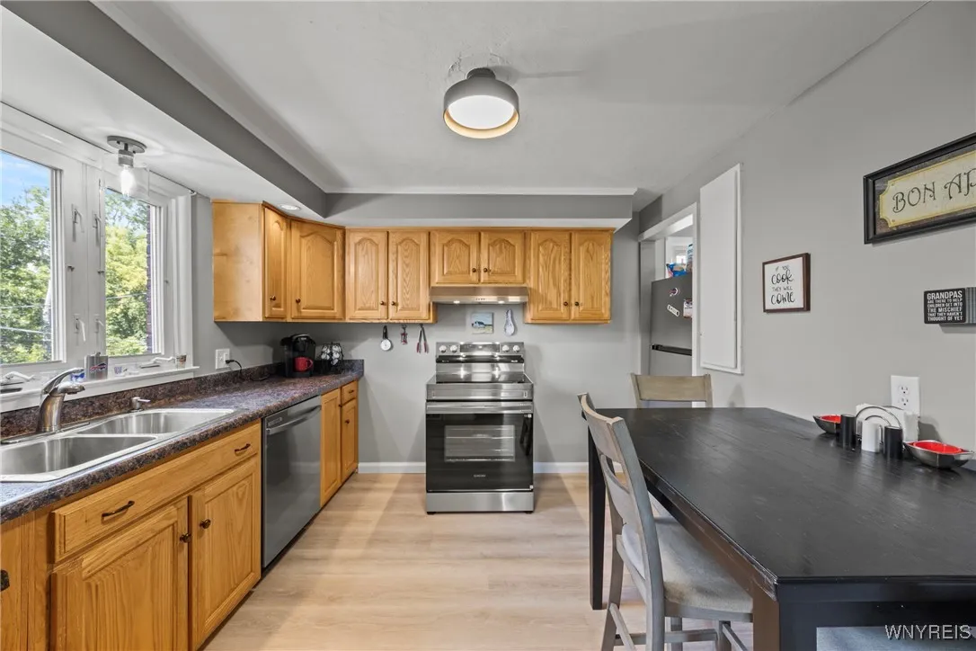 166 Boncroft Drive, West Seneca, New York 14224, West Seneca, New York 14224, 3 Bedrooms Bedrooms, ,2 BathroomsBathrooms,Residential,For Sale,166 Boncroft Drive, West Seneca, New York 14224,B1633389