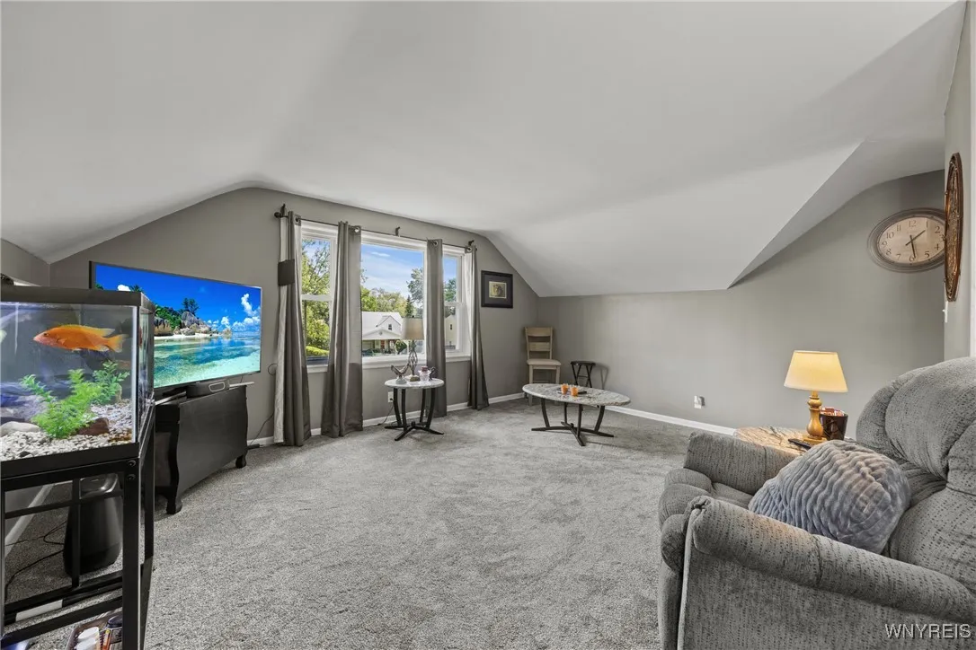 166 Boncroft Drive, West Seneca, New York 14224, West Seneca, New York 14224, 3 Bedrooms Bedrooms, ,2 BathroomsBathrooms,Residential,For Sale,166 Boncroft Drive, West Seneca, New York 14224,B1633389
