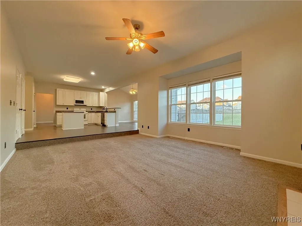 3481 Heatherwood Drive, Hamburg, New York 14075, Hamburg, New York 14075, 4 Bedrooms Bedrooms, 14 Rooms Rooms,2 BathroomsBathrooms,Residential,For Sale,3481 Heatherwood Drive, Hamburg, New York 14075,B1633155
