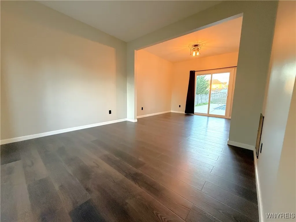 3481 Heatherwood Drive, Hamburg, New York 14075, Hamburg, New York 14075, 4 Bedrooms Bedrooms, 14 Rooms Rooms,2 BathroomsBathrooms,Residential,For Sale,3481 Heatherwood Drive, Hamburg, New York 14075,B1633155