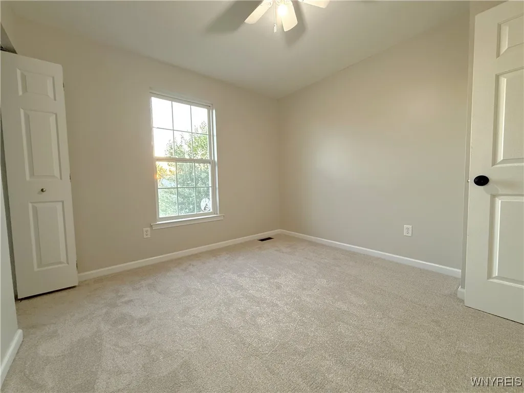 3481 Heatherwood Drive, Hamburg, New York 14075, Hamburg, New York 14075, 4 Bedrooms Bedrooms, 14 Rooms Rooms,2 BathroomsBathrooms,Residential,For Sale,3481 Heatherwood Drive, Hamburg, New York 14075,B1633155