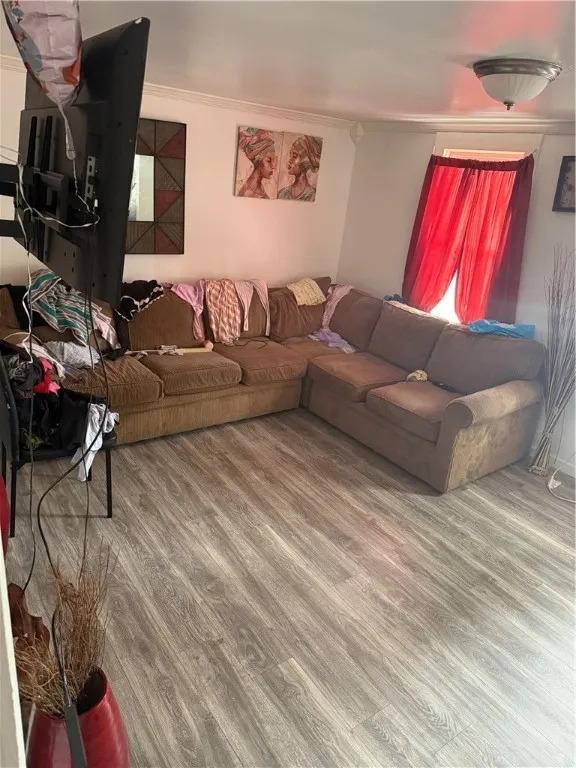 29 Lorenzo Street, Rochester, New York 14611, Rochester, New York 14611, 5 Bedrooms Bedrooms, ,2 BathroomsBathrooms,Residential,For Sale,29 Lorenzo Street, Rochester, New York 14611,R1631784