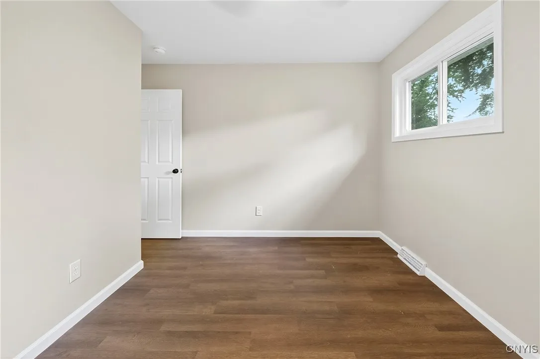 316 Hulbert Street, Manlius, New York 13116, Manlius, New York 13116, 4 Bedrooms Bedrooms, 9 Rooms Rooms,2 BathroomsBathrooms,Residential,For Sale,316 Hulbert Street, Manlius, New York 13116,S1633400