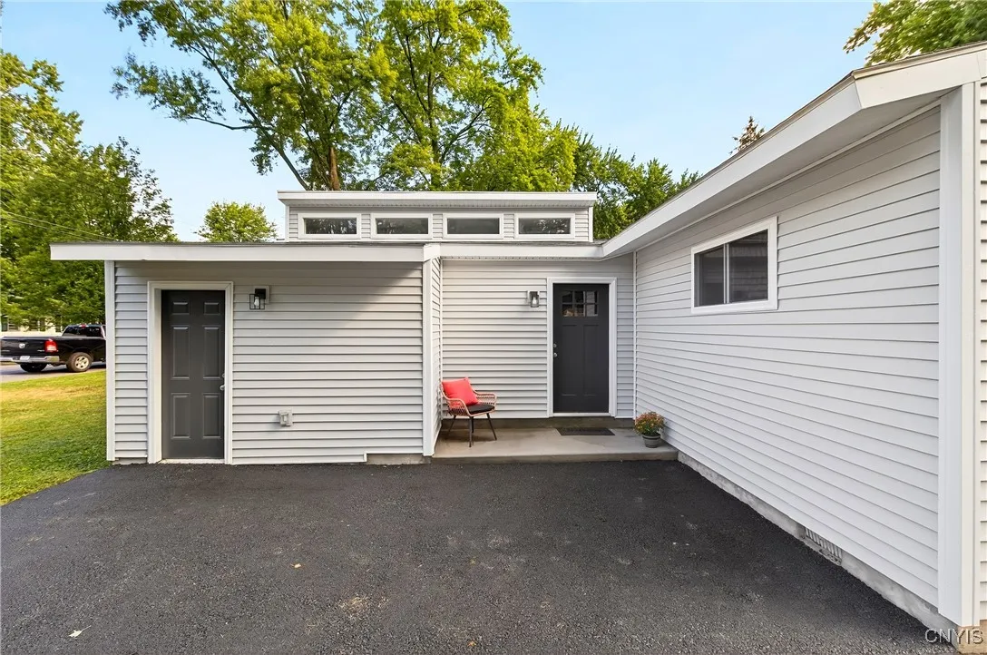 316 Hulbert Street, Manlius, New York 13116, Manlius, New York 13116, 4 Bedrooms Bedrooms, 9 Rooms Rooms,2 BathroomsBathrooms,Residential,For Sale,316 Hulbert Street, Manlius, New York 13116,S1633400