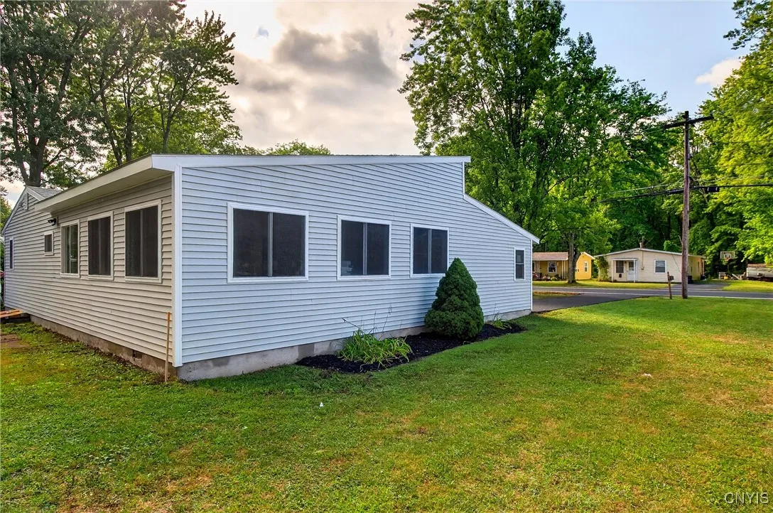 316 Hulbert Street, Manlius, New York 13116, Manlius, New York 13116, 4 Bedrooms Bedrooms, 9 Rooms Rooms,2 BathroomsBathrooms,Residential,For Sale,316 Hulbert Street, Manlius, New York 13116,S1633400