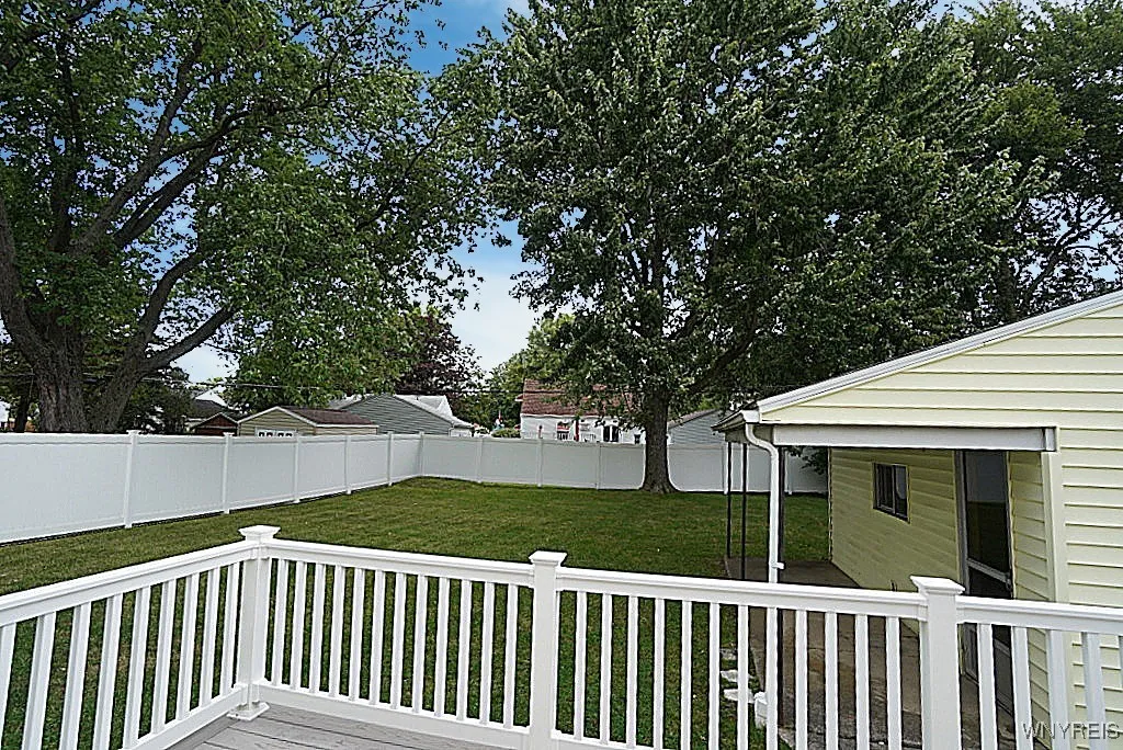 25 Bellinger Drive, Tonawanda, New York 14150, Tonawanda, New York 14150, 3 Bedrooms Bedrooms, 5 Rooms Rooms,1 BathroomBathrooms,Residential,For Sale,25 Bellinger Drive, Tonawanda, New York 14150,B1633224
