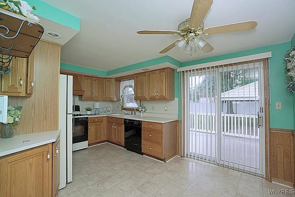 25 Bellinger Drive, Tonawanda, New York 14150, Tonawanda, New York 14150, 3 Bedrooms Bedrooms, 5 Rooms Rooms,1 BathroomBathrooms,Residential,For Sale,25 Bellinger Drive, Tonawanda, New York 14150,B1633224