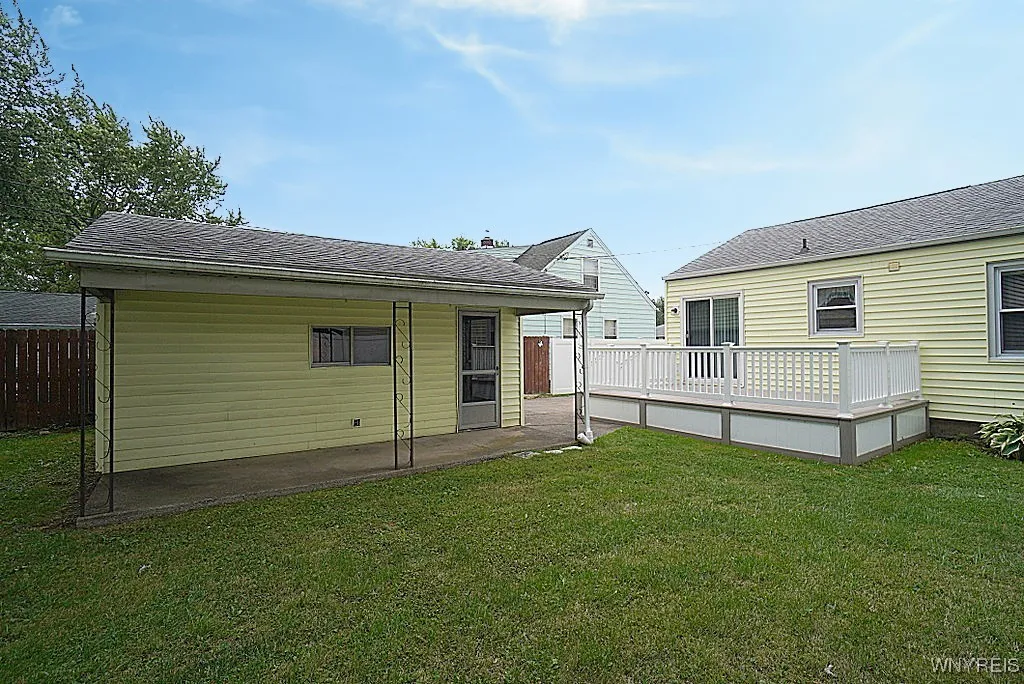 25 Bellinger Drive, Tonawanda, New York 14150, Tonawanda, New York 14150, 3 Bedrooms Bedrooms, 5 Rooms Rooms,1 BathroomBathrooms,Residential,For Sale,25 Bellinger Drive, Tonawanda, New York 14150,B1633224