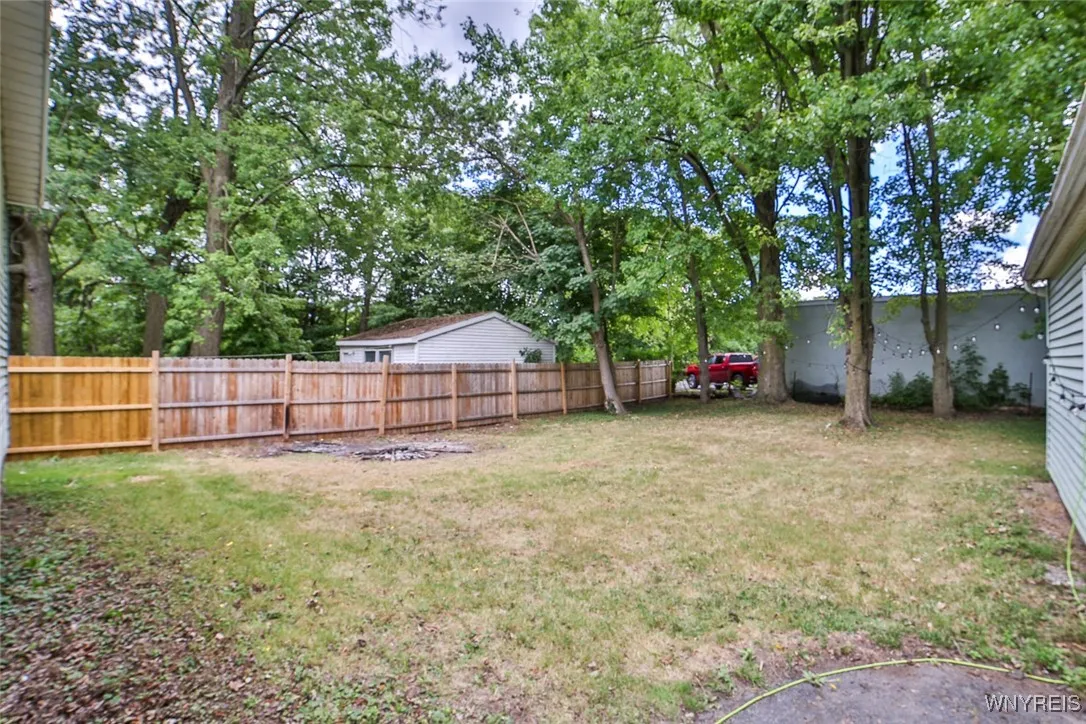 109 Minard Street, Lockport City, New York 14094, Lockport City, New York 14094, 3 Bedrooms Bedrooms, 7 Rooms Rooms,2 BathroomsBathrooms,Residential,For Sale,109 Minard Street, Lockport City, New York 14094,B1633057