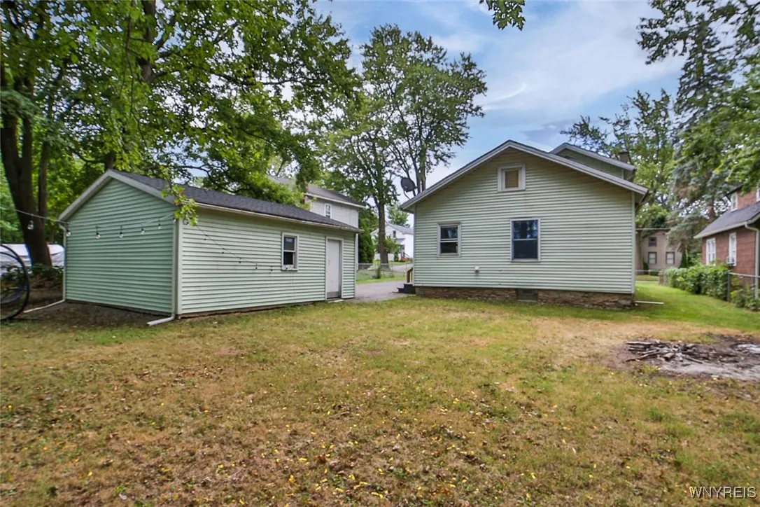 109 Minard Street, Lockport City, New York 14094, Lockport City, New York 14094, 3 Bedrooms Bedrooms, 7 Rooms Rooms,2 BathroomsBathrooms,Residential,For Sale,109 Minard Street, Lockport City, New York 14094,B1633057