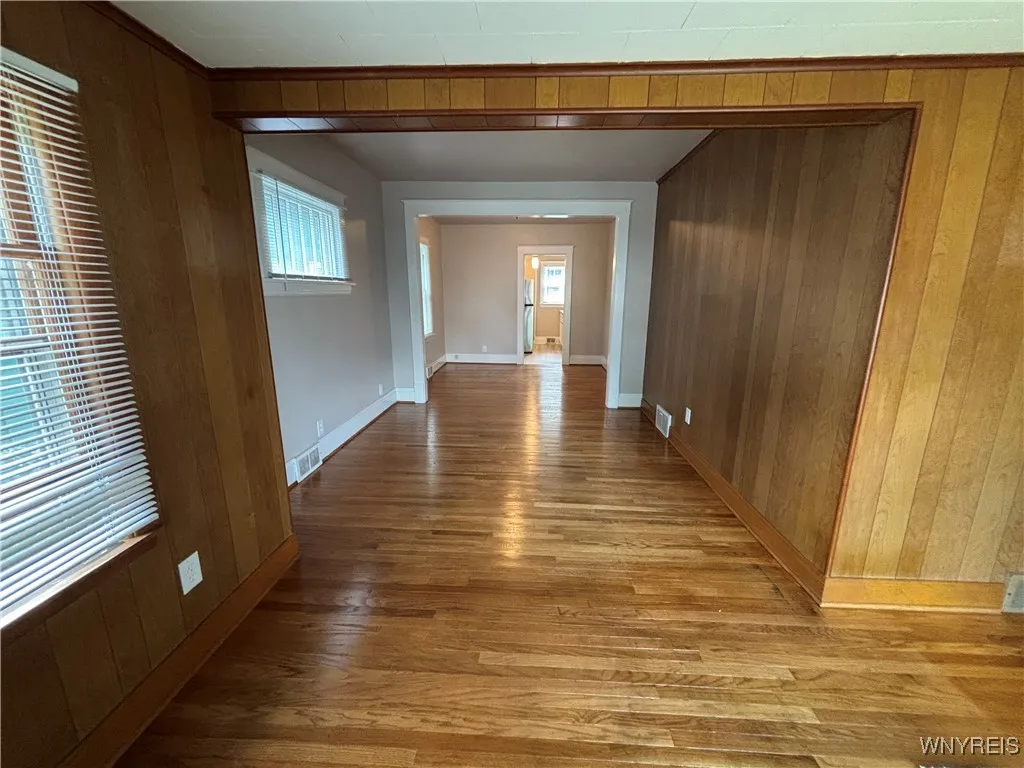 172 80th St, Niagara Falls, New York 14304, Niagara Falls, New York 14304, 2 Bedrooms Bedrooms, 6 Rooms Rooms,1 BathroomBathrooms,Residential,For Sale,172 80th St, Niagara Falls, New York 14304,B1633403