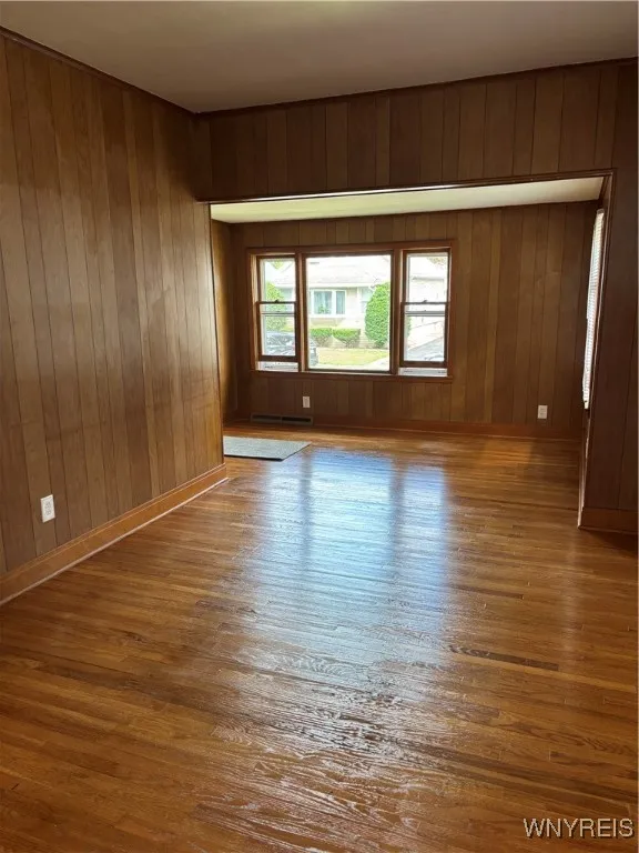 172 80th St, Niagara Falls, New York 14304, Niagara Falls, New York 14304, 2 Bedrooms Bedrooms, 6 Rooms Rooms,1 BathroomBathrooms,Residential,For Sale,172 80th St, Niagara Falls, New York 14304,B1633403