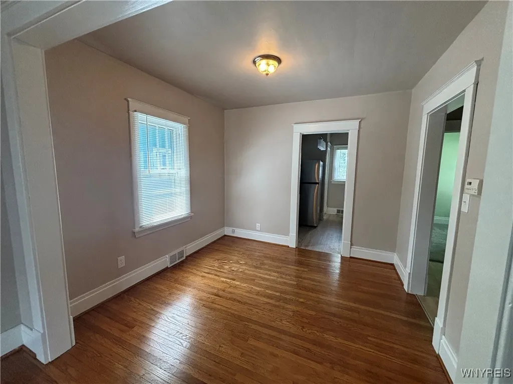172 80th St, Niagara Falls, New York 14304, Niagara Falls, New York 14304, 2 Bedrooms Bedrooms, 6 Rooms Rooms,1 BathroomBathrooms,Residential,For Sale,172 80th St, Niagara Falls, New York 14304,B1633403