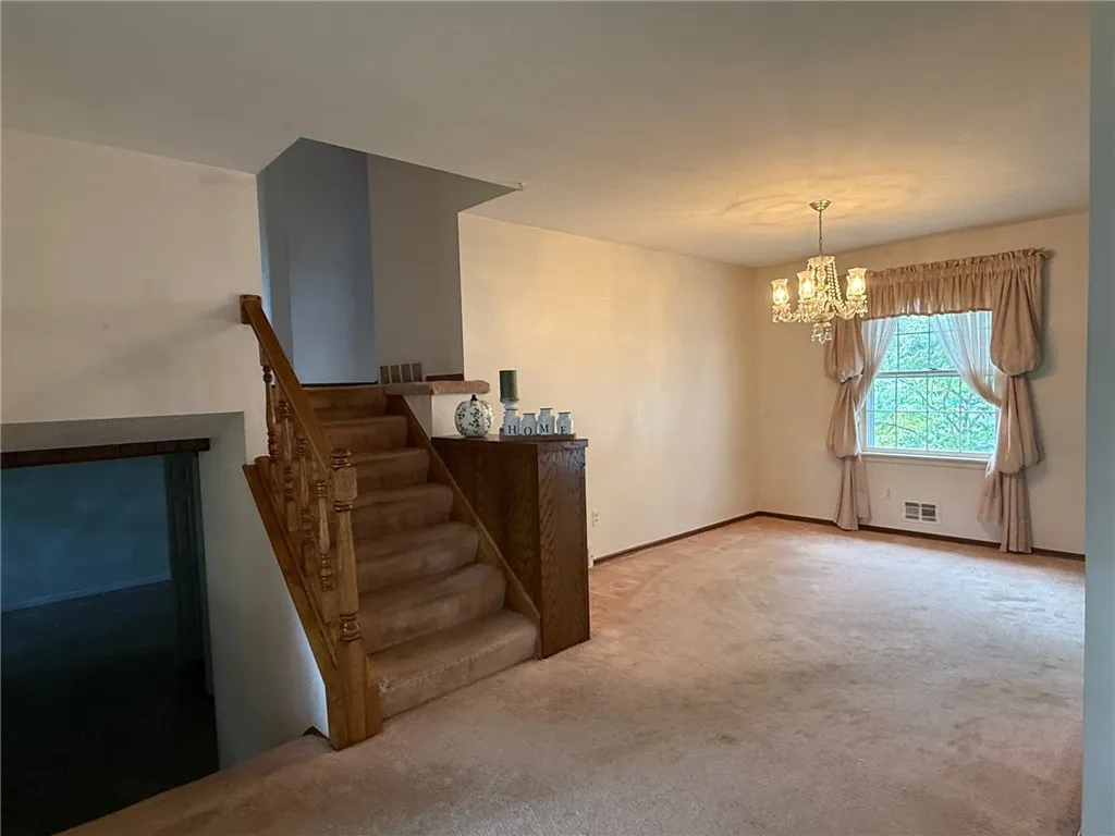 14 Watch Hill Drive, Chili, New York 14624, Chili, New York 14624, 4 Bedrooms Bedrooms, 8 Rooms Rooms,1 BathroomBathrooms,Residential,For Sale,14 Watch Hill Drive, Chili, New York 14624,R1632821