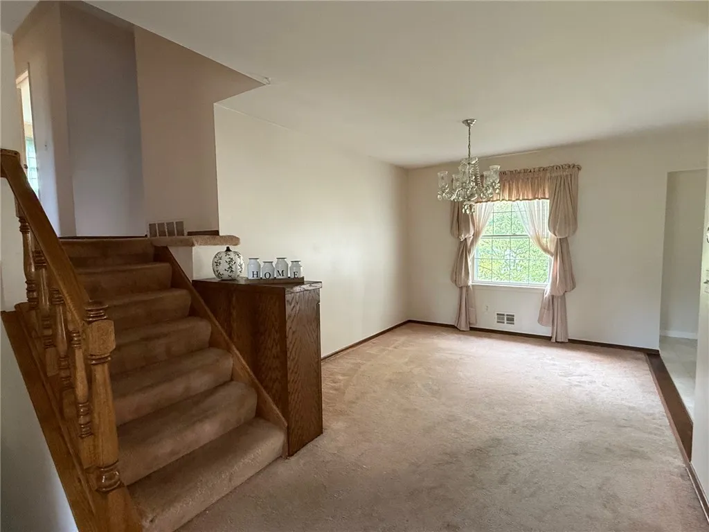 14 Watch Hill Drive, Chili, New York 14624, Chili, New York 14624, 4 Bedrooms Bedrooms, 8 Rooms Rooms,1 BathroomBathrooms,Residential,For Sale,14 Watch Hill Drive, Chili, New York 14624,R1632821