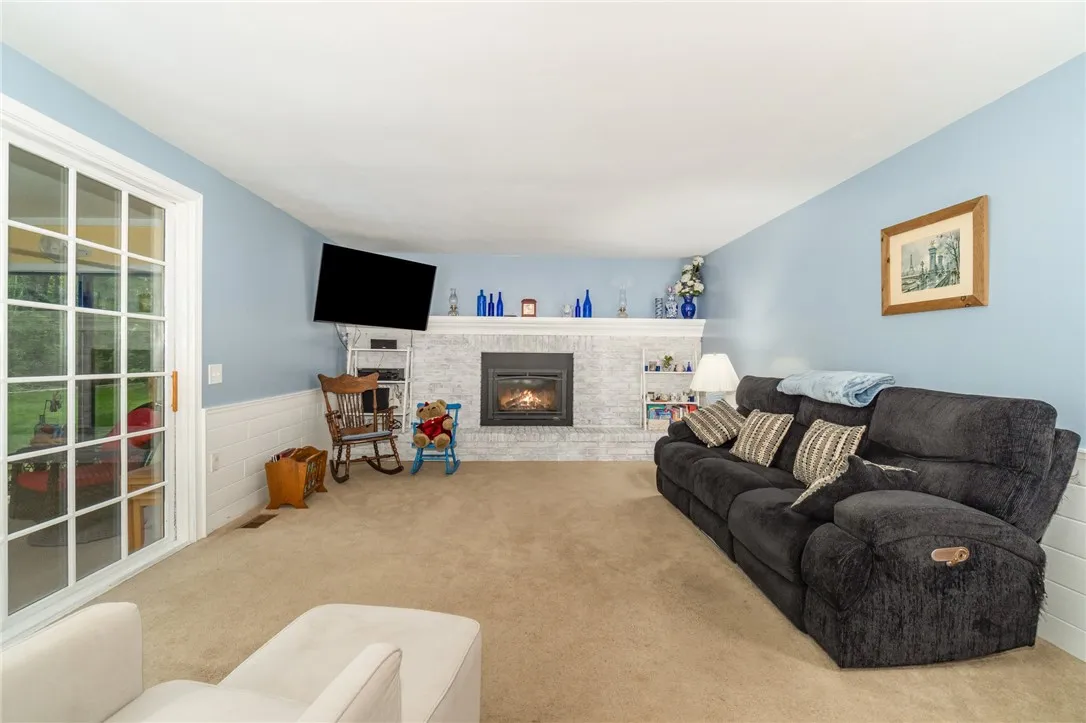 8815 Wandering Way, Lysander, New York 13027, Lysander, New York 13027, 4 Bedrooms Bedrooms, 9 Rooms Rooms,2 BathroomsBathrooms,Residential,For Sale,8815 Wandering Way, Lysander, New York 13027,R1633002