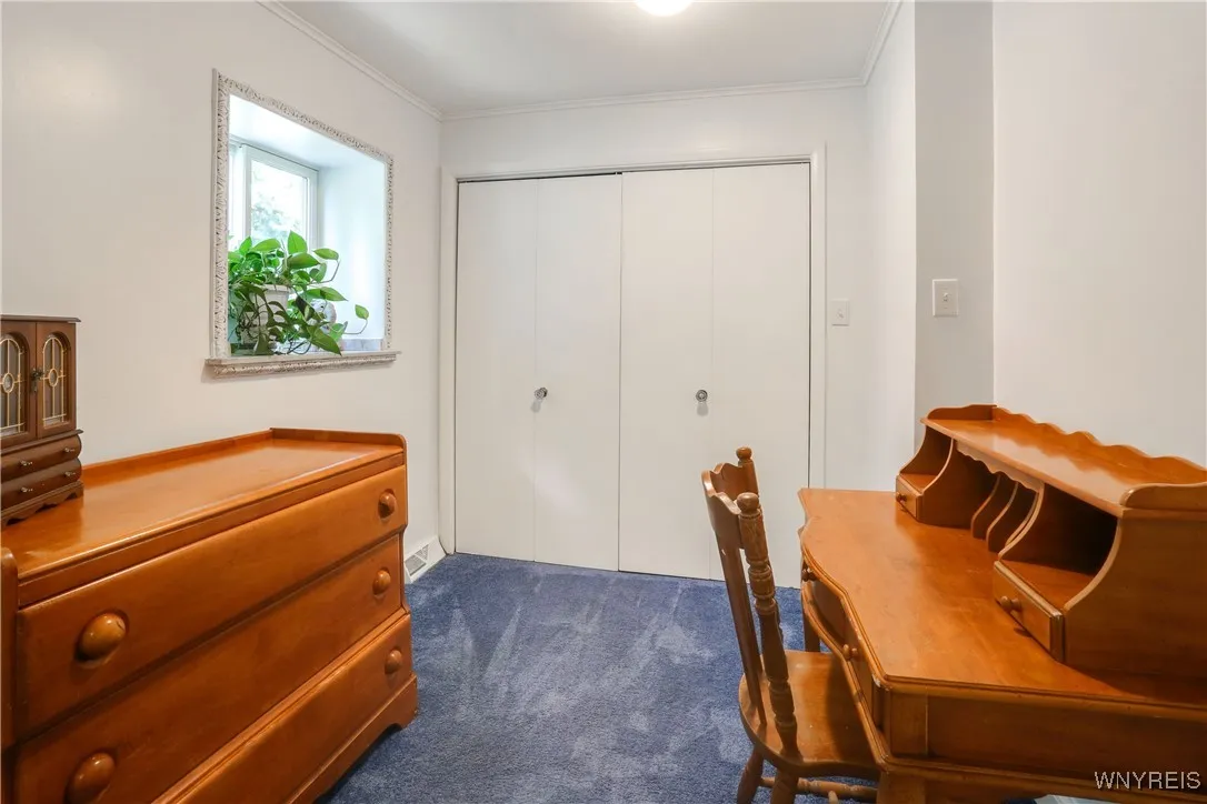 706 Longmeadow Road, Amherst, New York 14226, Amherst, New York 14226, 2 Bedrooms Bedrooms, 5 Rooms Rooms,1 BathroomBathrooms,Residential,For Sale,706 Longmeadow Road, Amherst, New York 14226,B1633066