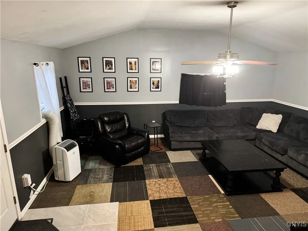 68 East 11th Street, Oswego, New York 13126, Oswego, New York 13126, 3 Bedrooms Bedrooms, 5 Rooms Rooms,1 BathroomBathrooms,Residential,For Sale,68 East 11th Street, Oswego, New York 13126,0,S1633374