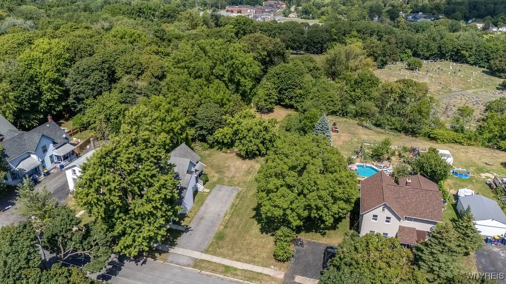 23 Hill Street, Lockport City, New York 14094, Lockport City, New York 14094, 4 Bedrooms Bedrooms, ,2 BathroomsBathrooms,Residential,For Sale,23 Hill Street, Lockport City, New York 14094,B1631730