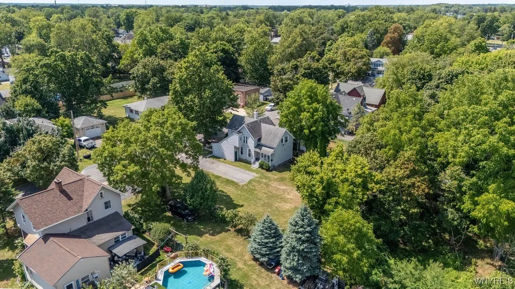23 Hill Street, Lockport City, New York 14094, Lockport City, New York 14094, 4 Bedrooms Bedrooms, ,2 BathroomsBathrooms,Residential,For Sale,23 Hill Street, Lockport City, New York 14094,B1631730