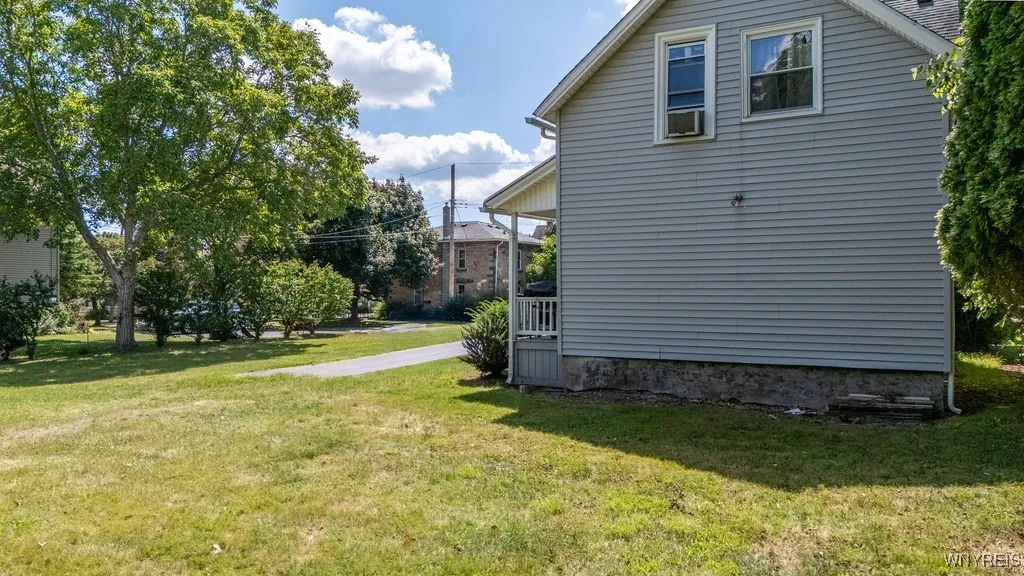 23 Hill Street, Lockport City, New York 14094, Lockport City, New York 14094, 4 Bedrooms Bedrooms, ,2 BathroomsBathrooms,Residential,For Sale,23 Hill Street, Lockport City, New York 14094,B1631730