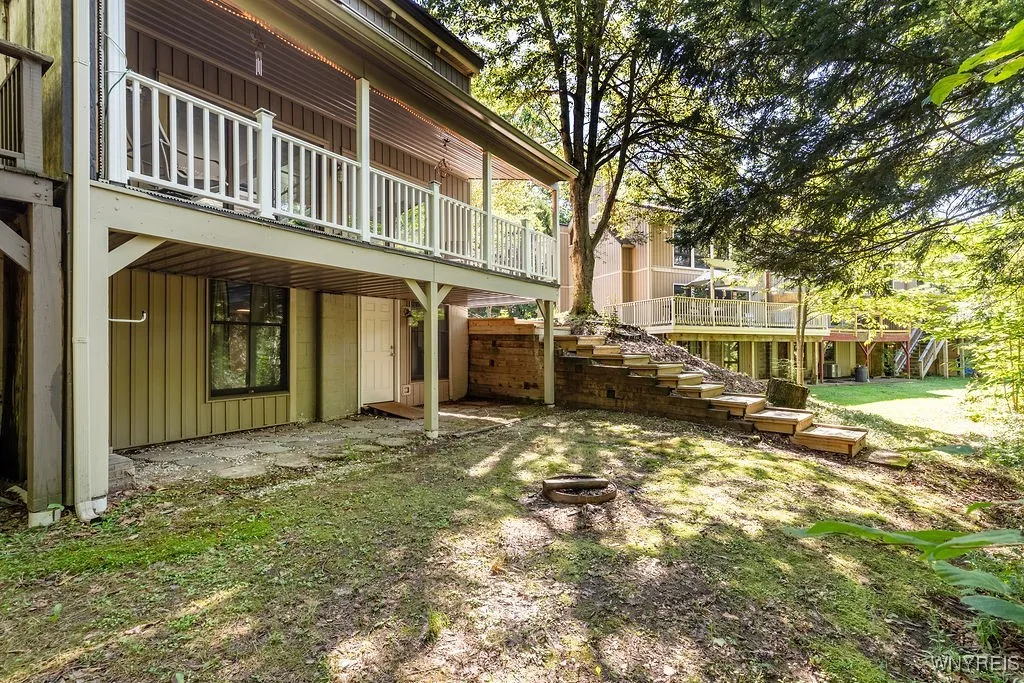 41 Ridgeview Lane, Concord, New York 14069, Concord, New York 14069, 3 Bedrooms Bedrooms, 7 Rooms Rooms,2 BathroomsBathrooms,Residential,For Sale,41 Ridgeview Lane, Concord, New York 14069,B1632784