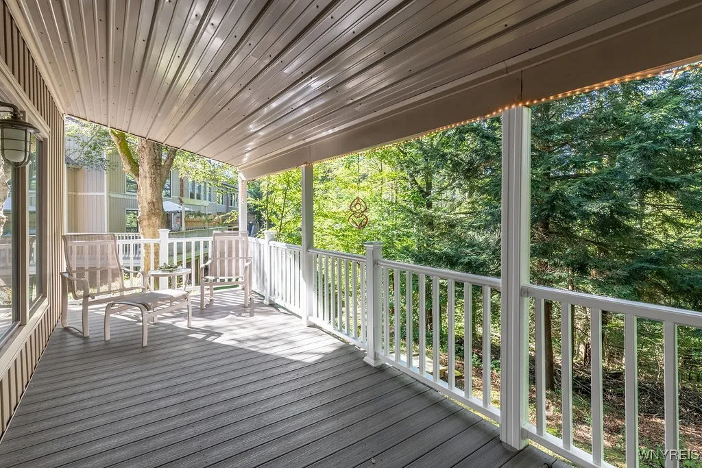 41 Ridgeview Lane, Concord, New York 14069, Concord, New York 14069, 3 Bedrooms Bedrooms, 7 Rooms Rooms,2 BathroomsBathrooms,Residential,For Sale,41 Ridgeview Lane, Concord, New York 14069,B1632784