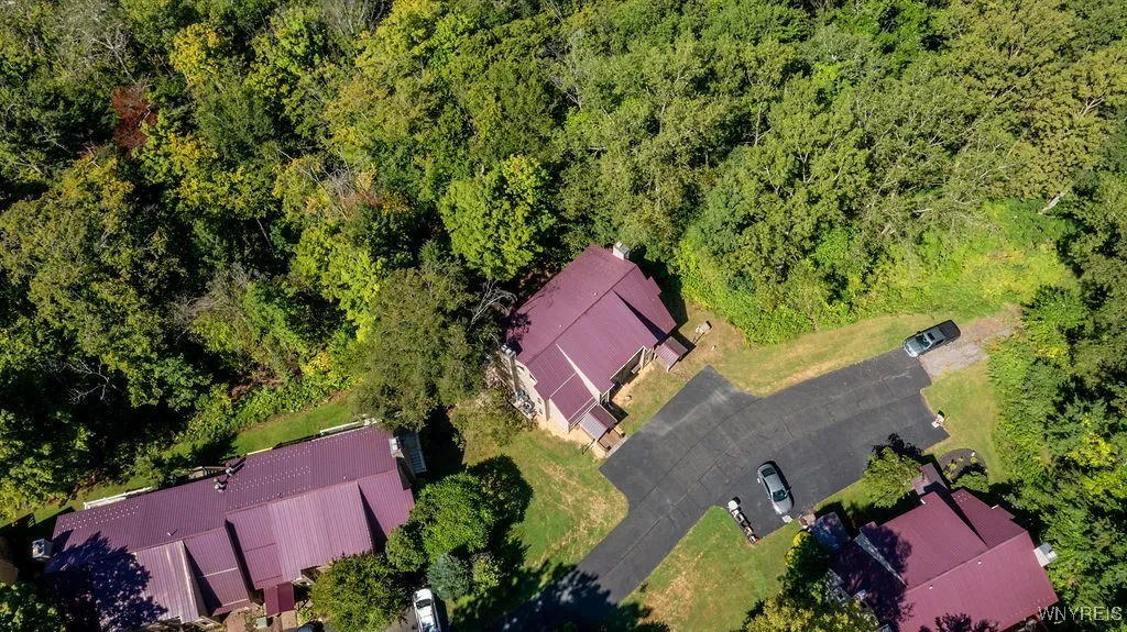 41 Ridgeview Lane, Concord, New York 14069, Concord, New York 14069, 3 Bedrooms Bedrooms, 7 Rooms Rooms,2 BathroomsBathrooms,Residential,Closed,41 Ridgeview Lane, Concord, New York 14069,0,B1632784