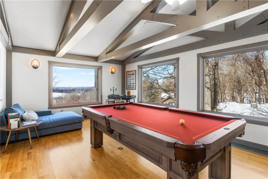 1335 Strong Road, Victor, New York 14564, Victor, New York 14564, 4 Bedrooms Bedrooms, 10 Rooms Rooms,2 BathroomsBathrooms,Residential,For Sale,1335 Strong Road, Victor, New York 14564,R1630986