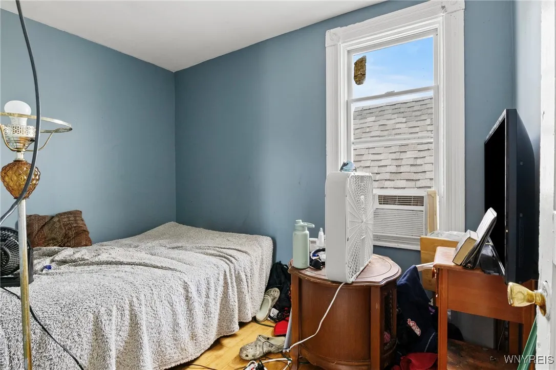 30 South Putnam Street W, Buffalo, New York 14213, Buffalo, New York 14213, 7 Bedrooms Bedrooms, ,3 BathroomsBathrooms,Residential,For Sale,30 South Putnam Street W, Buffalo, New York 14213,B1631921