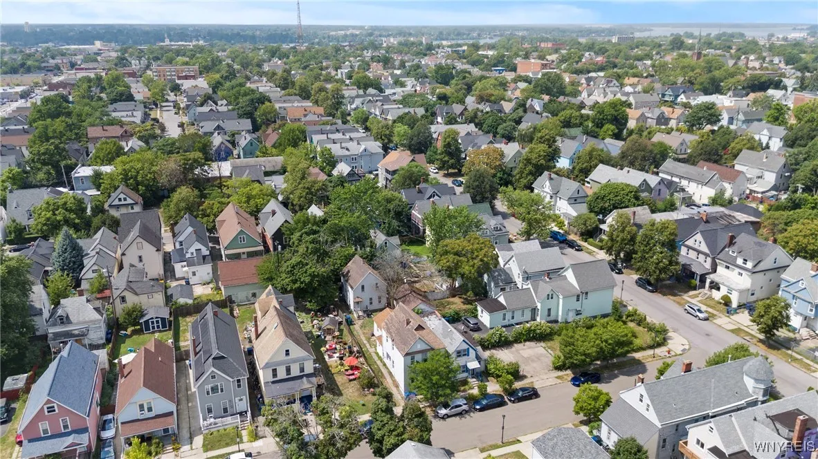 30 South Putnam Street W, Buffalo, New York 14213, Buffalo, New York 14213, 7 Bedrooms Bedrooms, ,3 BathroomsBathrooms,Residential,For Sale,30 South Putnam Street W, Buffalo, New York 14213,B1631921