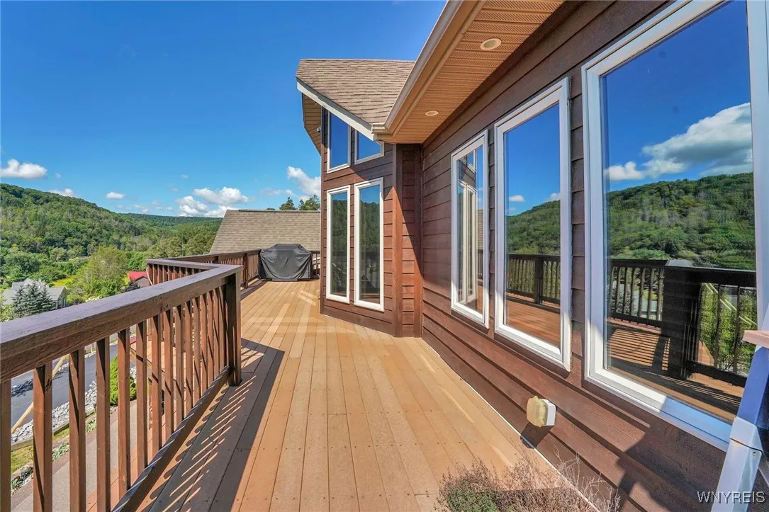 6383 Northwood Drive, Ellicottville, New York 1473, Ellicottville, New York 14731, 4 Bedrooms Bedrooms, 12 Rooms Rooms,3 BathroomsBathrooms,Residential,For Sale,6383 Northwood Drive, Ellicottville, New York 1473,B1632792