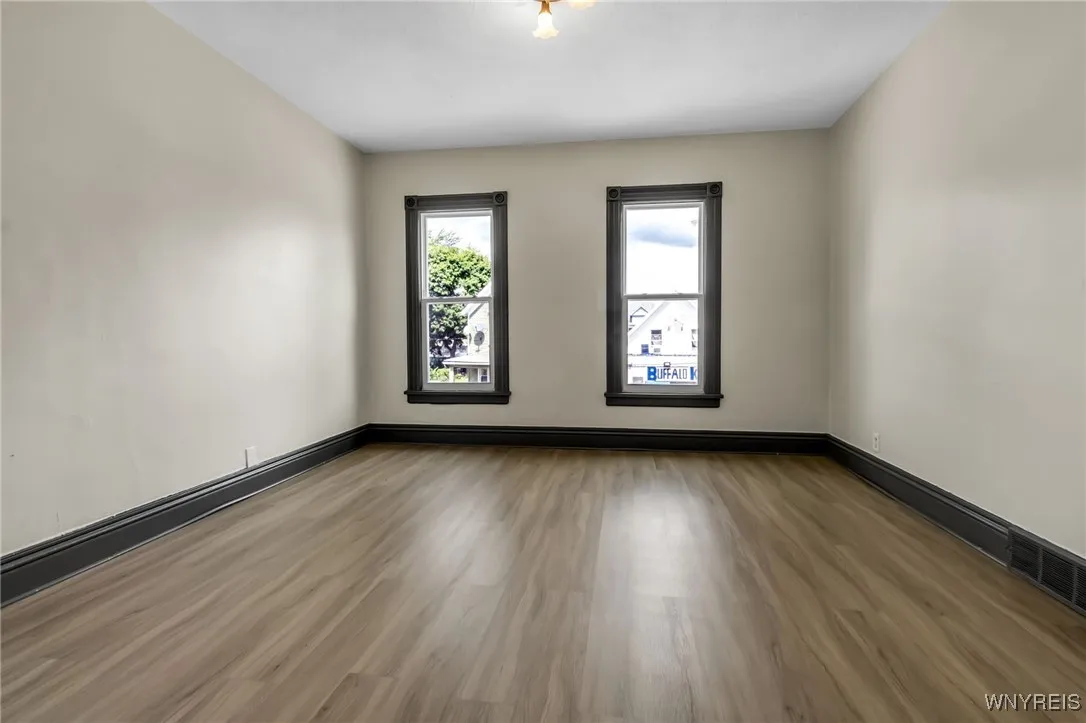 185 Potomac Avenue, Buffalo, New York 14213, Buffalo, New York 14213, 4 Bedrooms Bedrooms, ,2 BathroomsBathrooms,Residential,For Sale,185 Potomac Avenue, Buffalo, New York 14213,B1633228